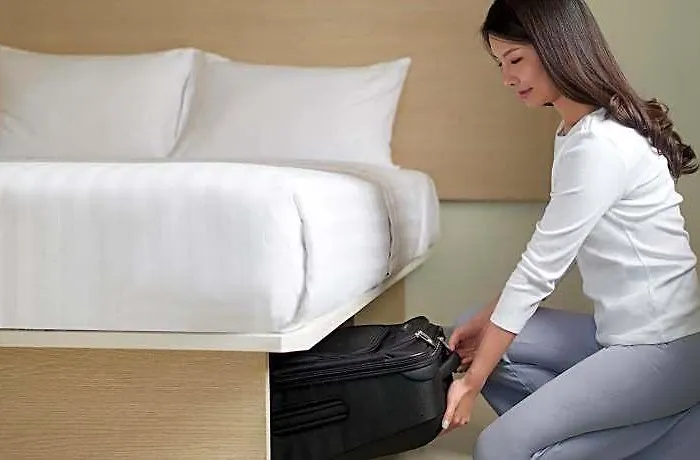 Hop North Edsa Quezon 3*